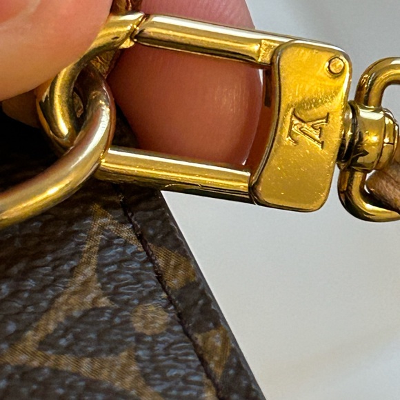 Louis Vuitton Neverfull pouch wristlet Mm/Gm - Picture 8 of 16